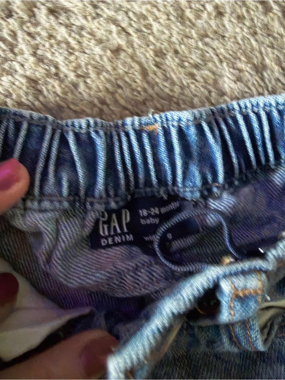 Toddler GAP jeans - Picture 2 of 2